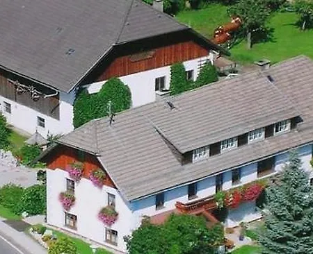 Poellitzer Hollnhof Apartmán *