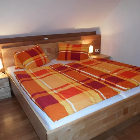 Poellitzer Hollnhof *