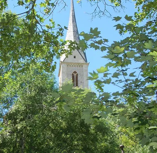 Poellitzer Hollnhof *